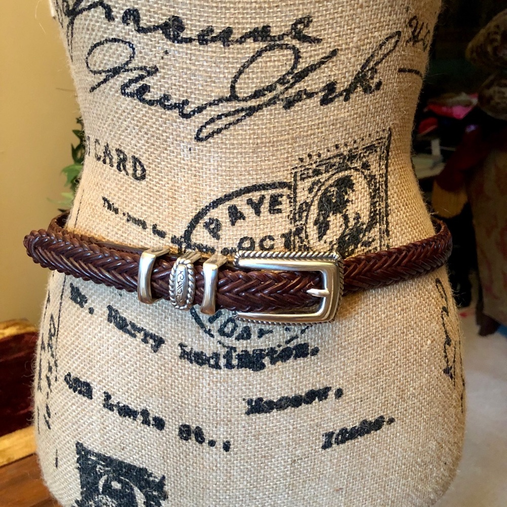 BRIGHTON brown leather belt size M/L 32